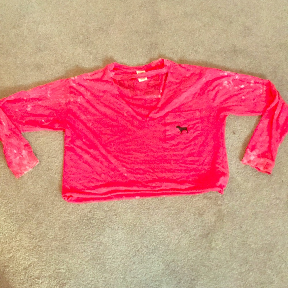 💕 PINK long sleeve V-neck with collar.